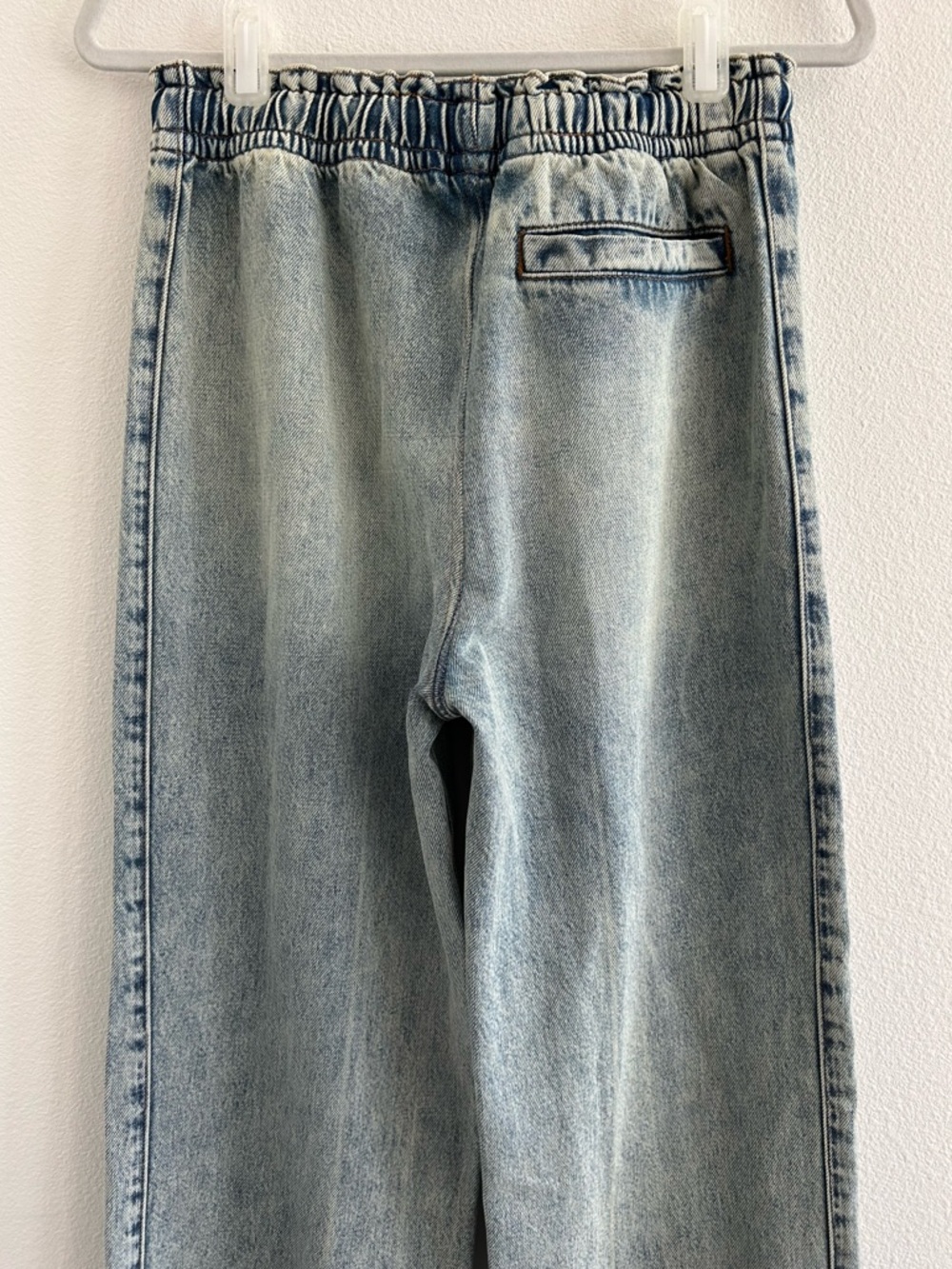 GRLFRND Kai Relaxed Jogger Jeans - Picture 5 of 7